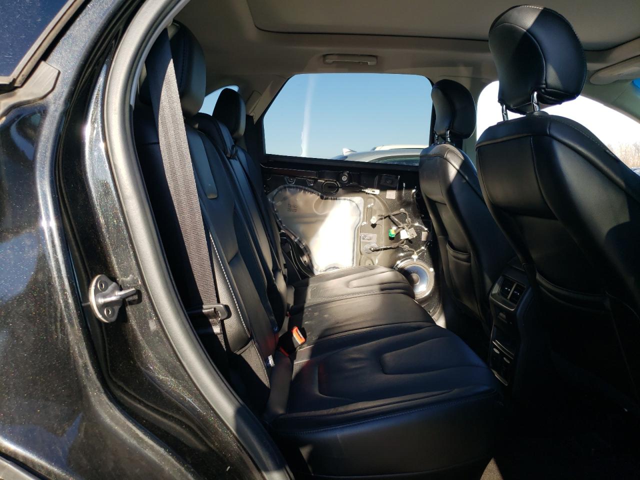 2015 Ford Edge - Image 11
