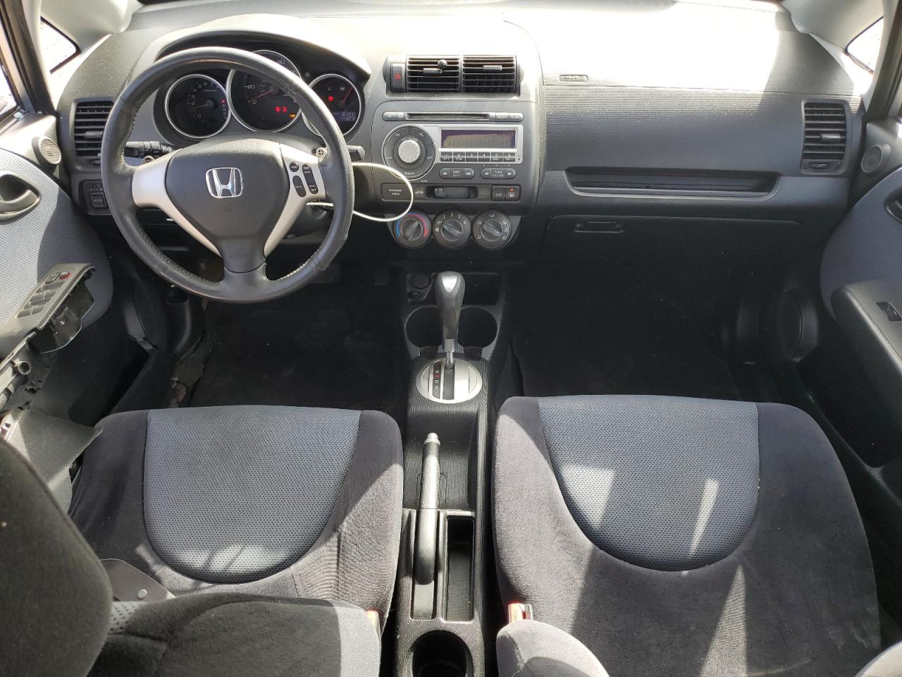 2008 Honda Fit - Image 8
