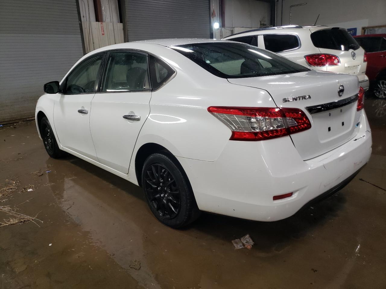 2014 Nissan Sentra - Image 2