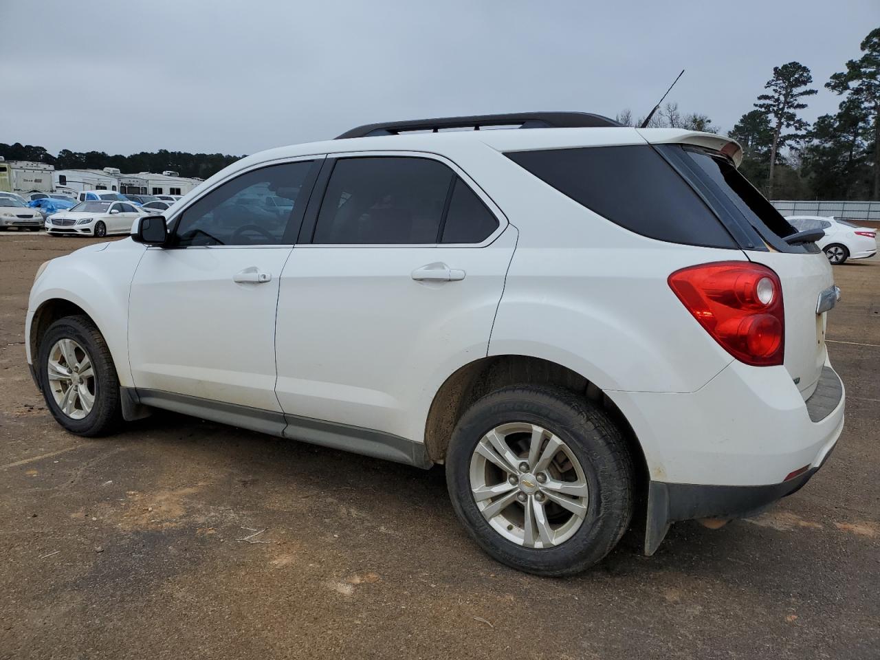 2012 Chevrolet Equinox - Image 2