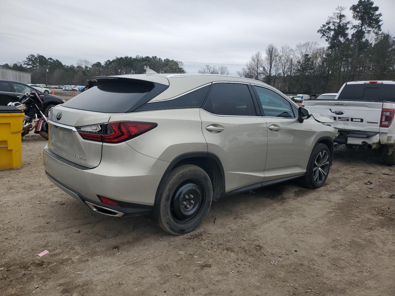 2021 Lexus RX - Image 3