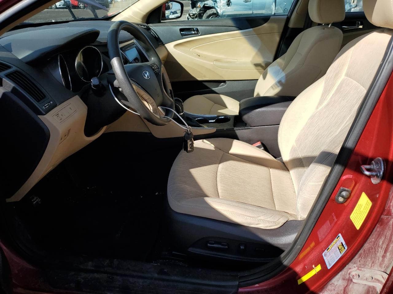 2011 Hyundai Sonata - Image 7