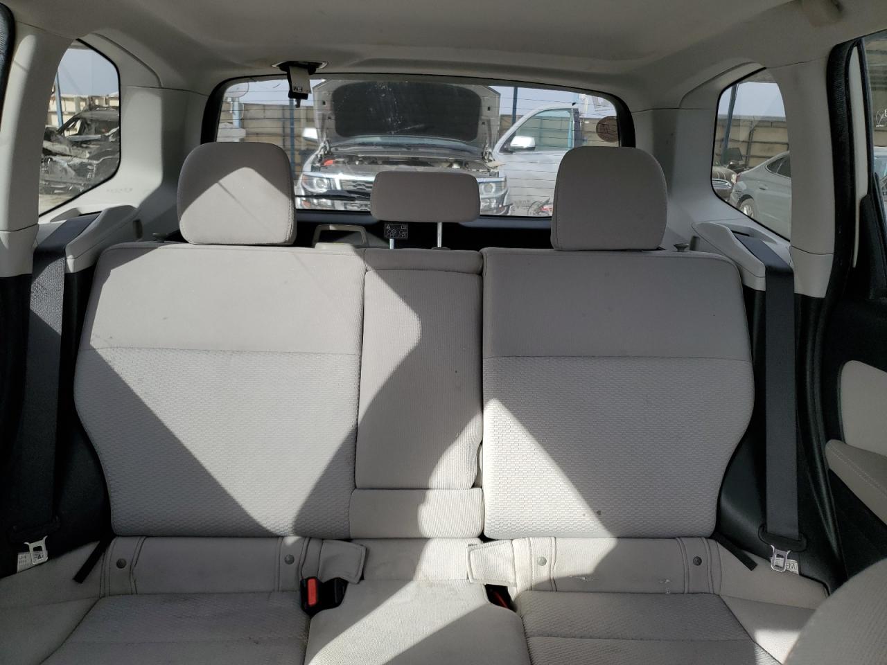 2016 Subaru Forester - Image 10
