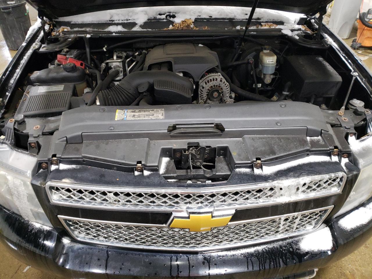 2010 Chevrolet Tahoe - Image 12