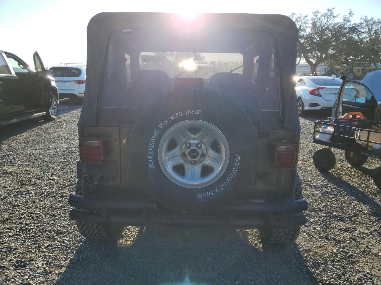 1995 Jeep Wrangler - Image 6