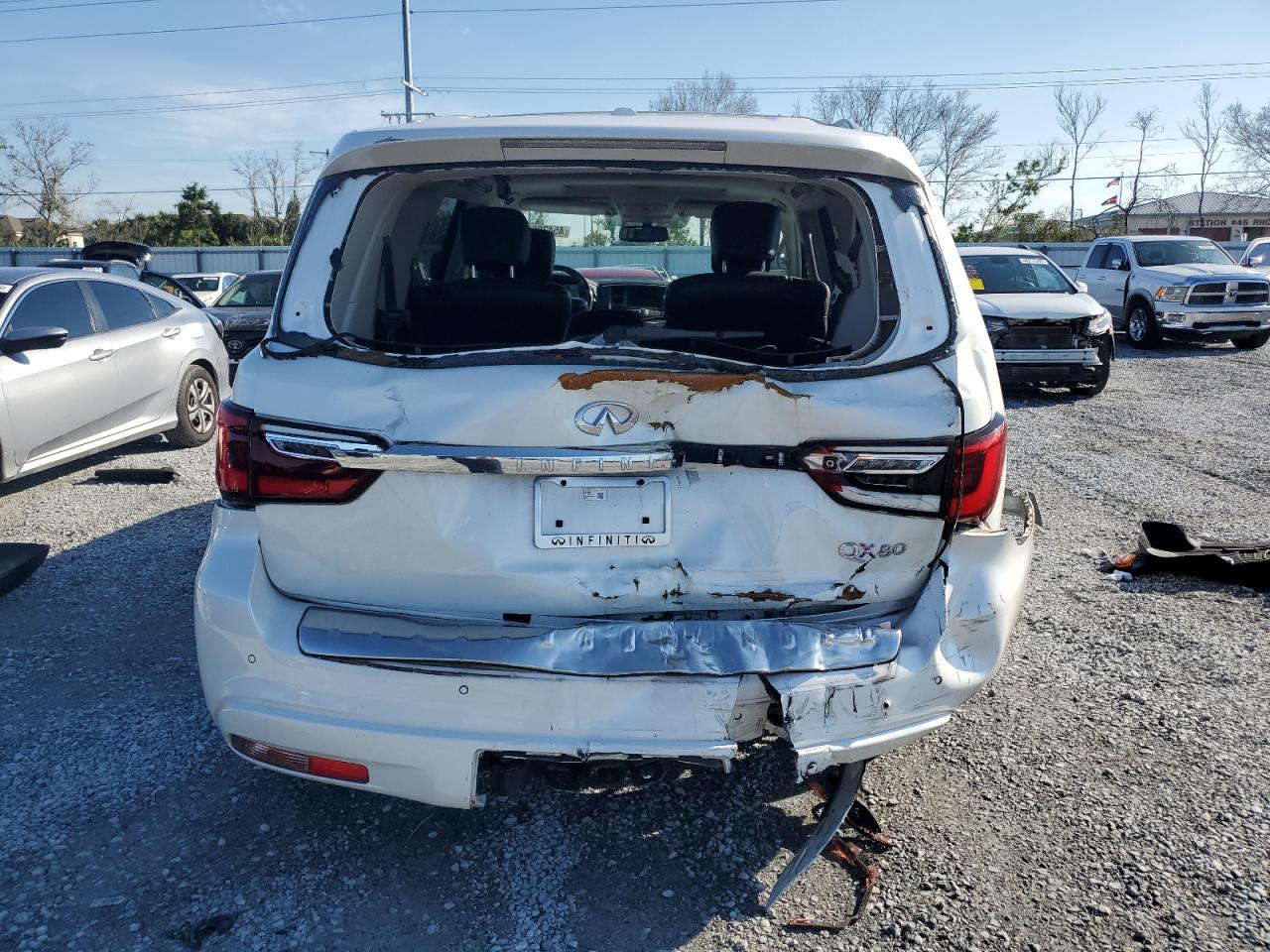 2019 Infiniti QX80 - Image 6