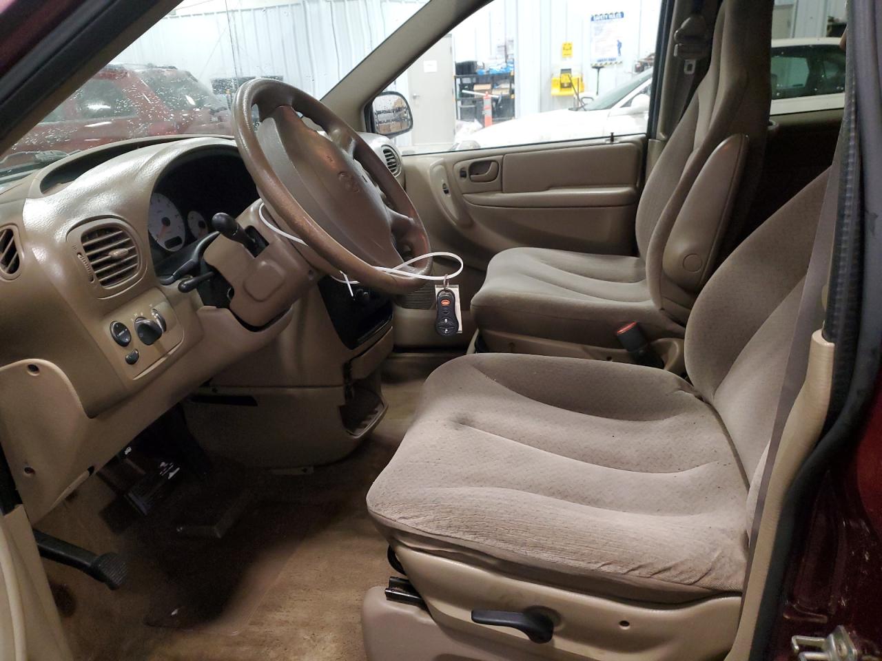 2003 Chrysler Voyager - Image 7