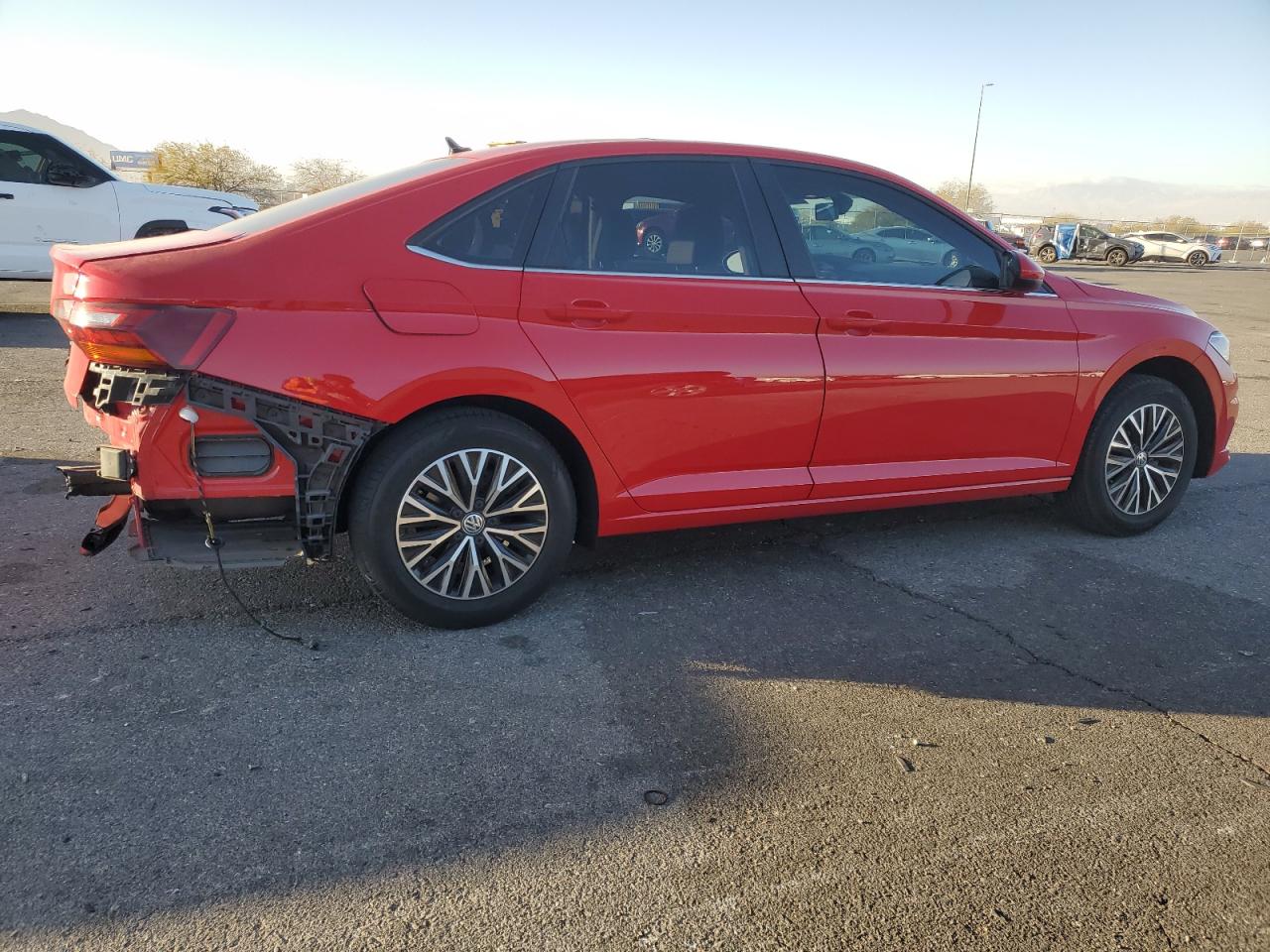 2019 Volkswagen Jetta - Image 3