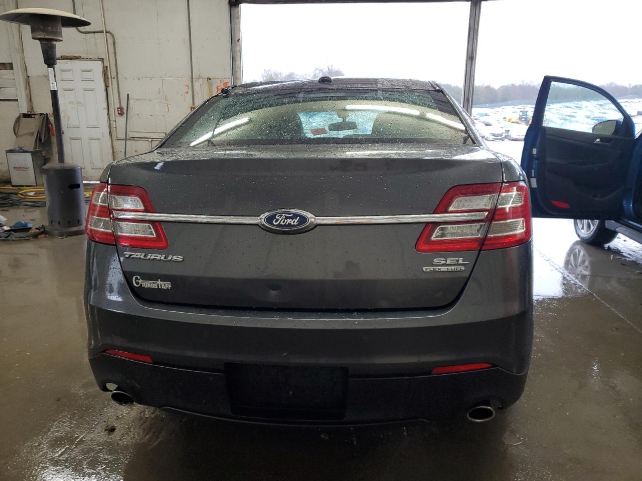 1FAHP2E85JG103941 FORD TAURUS 2018