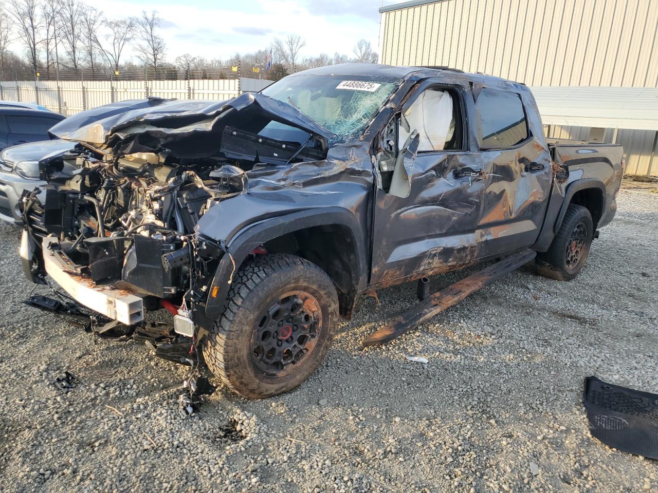 2025 Toyota Tundra Crewmax Limited продається в Spartanburg, SC - All Over