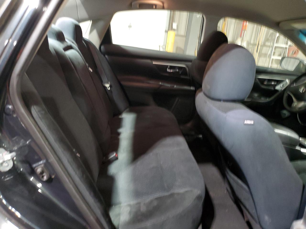 2015 Nissan Altima - Image 10