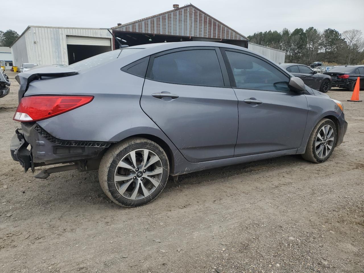 2016 Hyundai Accent - Image 3