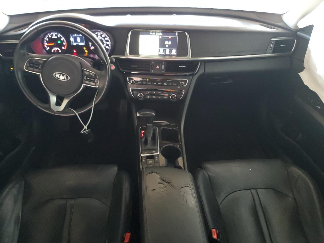 2017 Kia Optima - Image 8