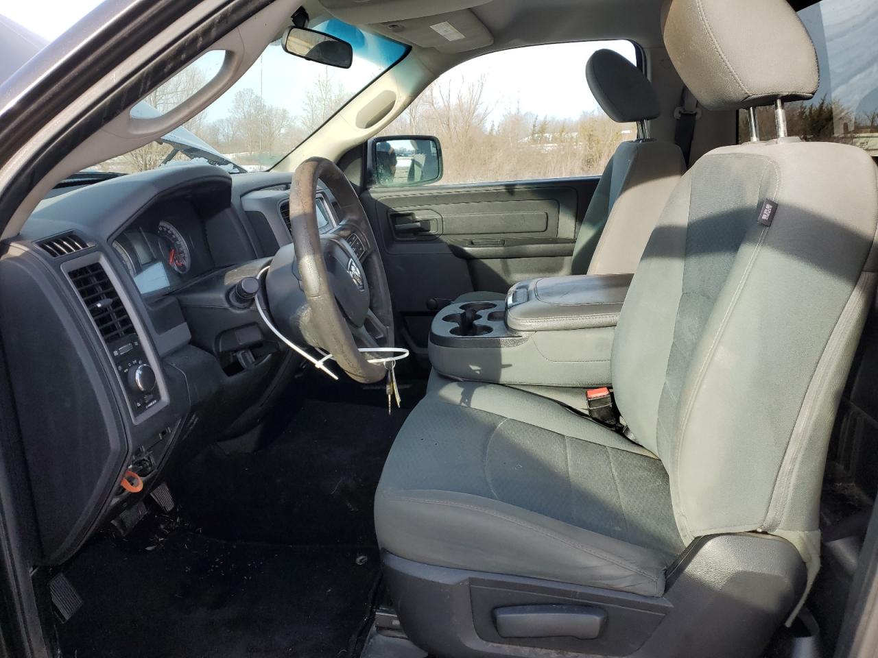 2016 RAM 1500 - Image 7