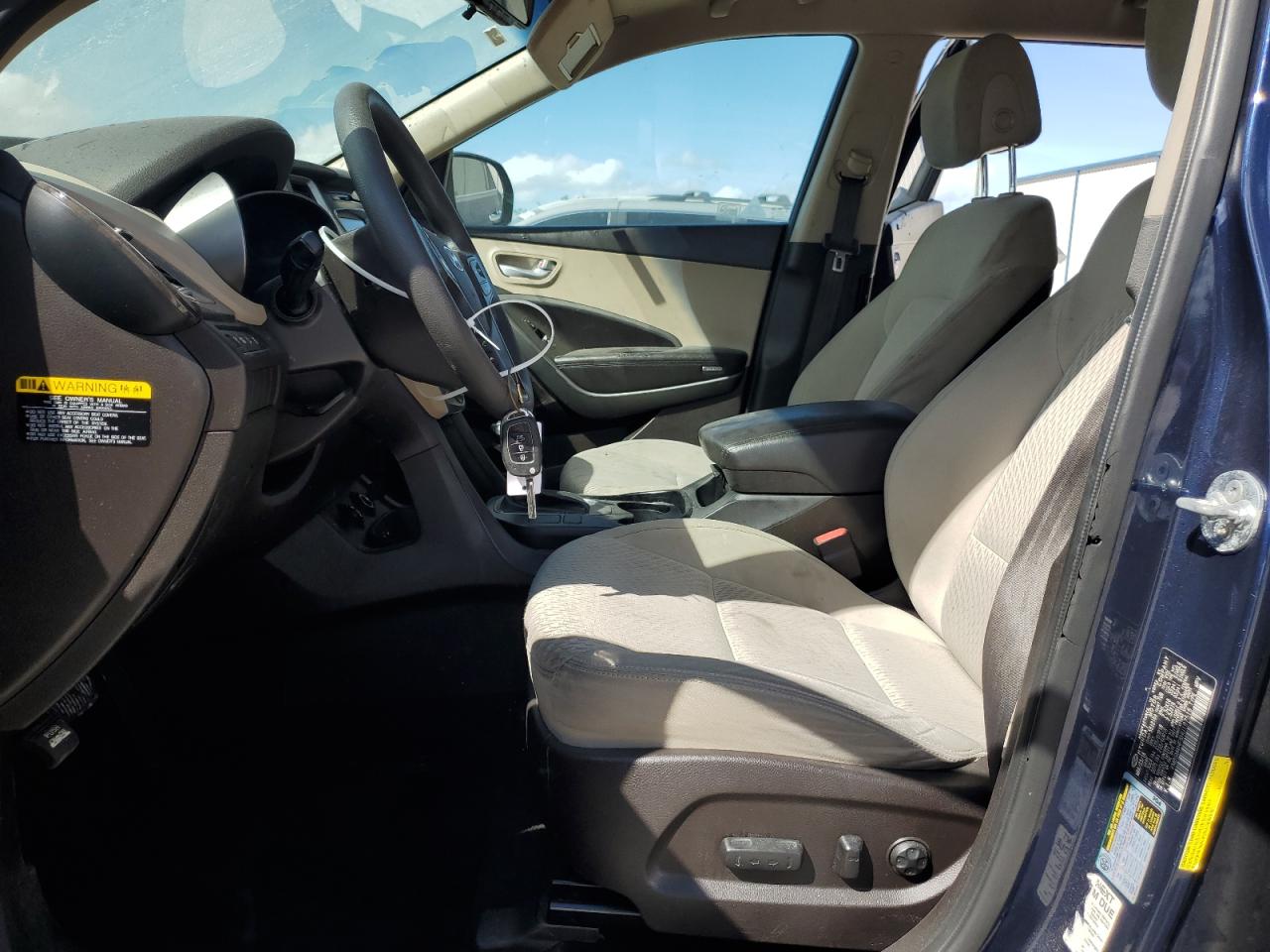 2017 Hyundai Santa Fe - Image 7