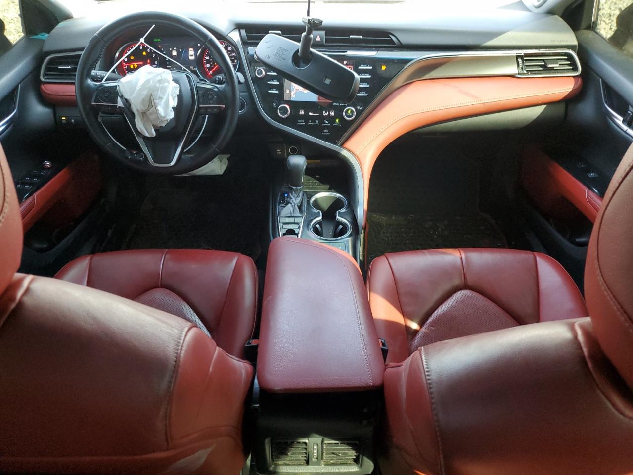 2019 Toyota Camry - Image 8