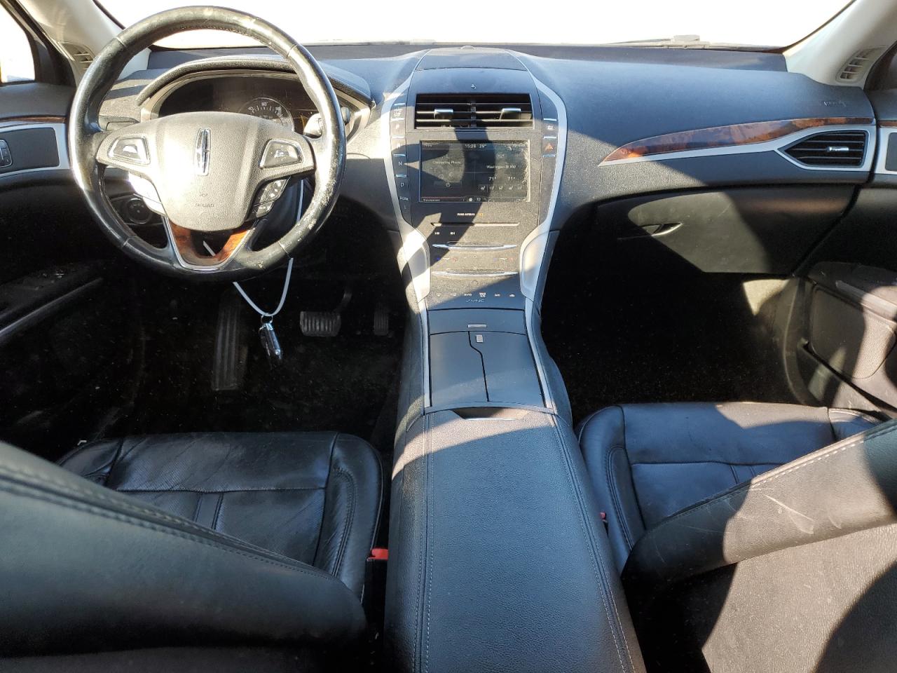 2016 Lincoln MKZ - Image 8