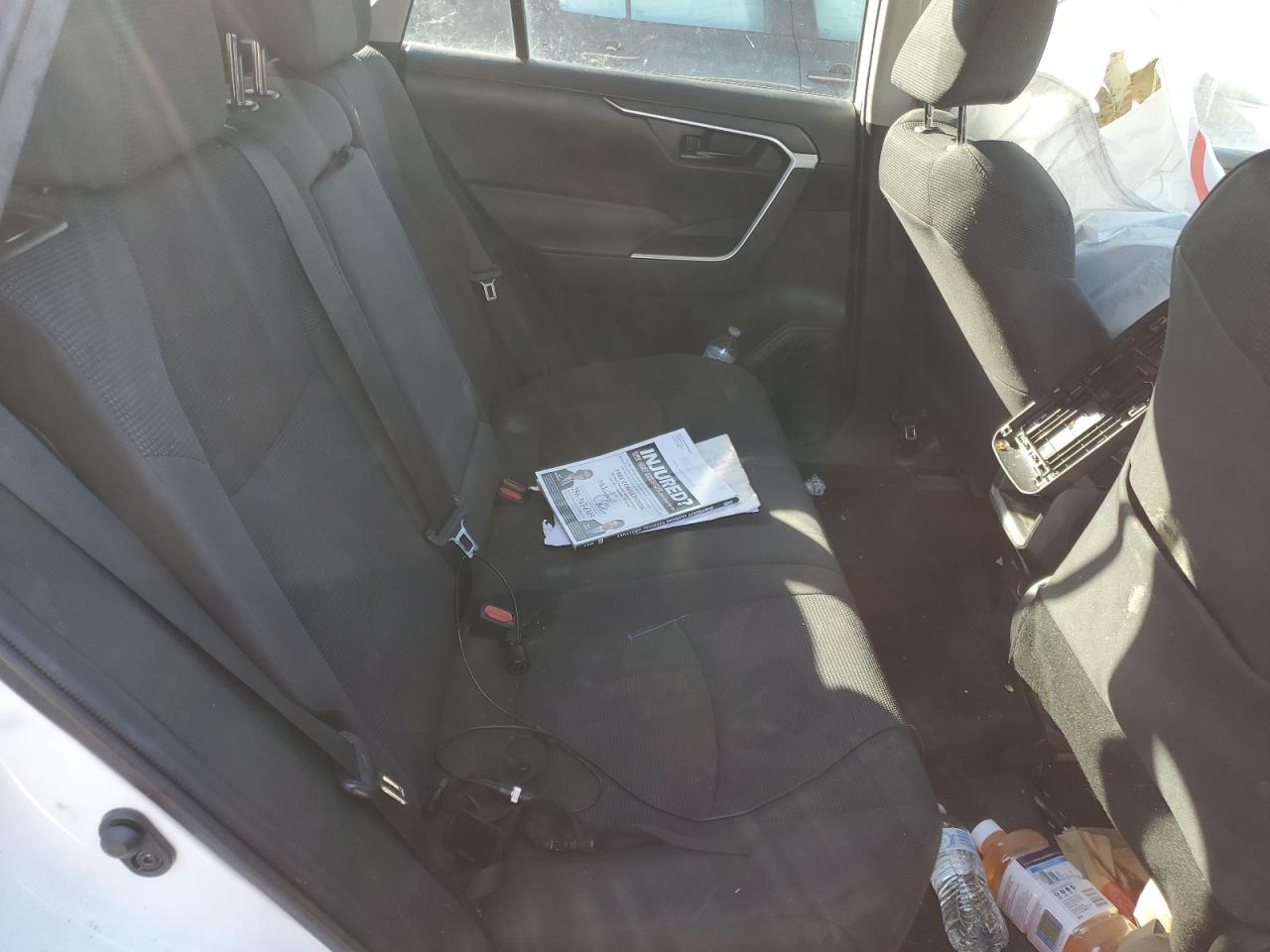 2021 Toyota RAV 4 - Image 11