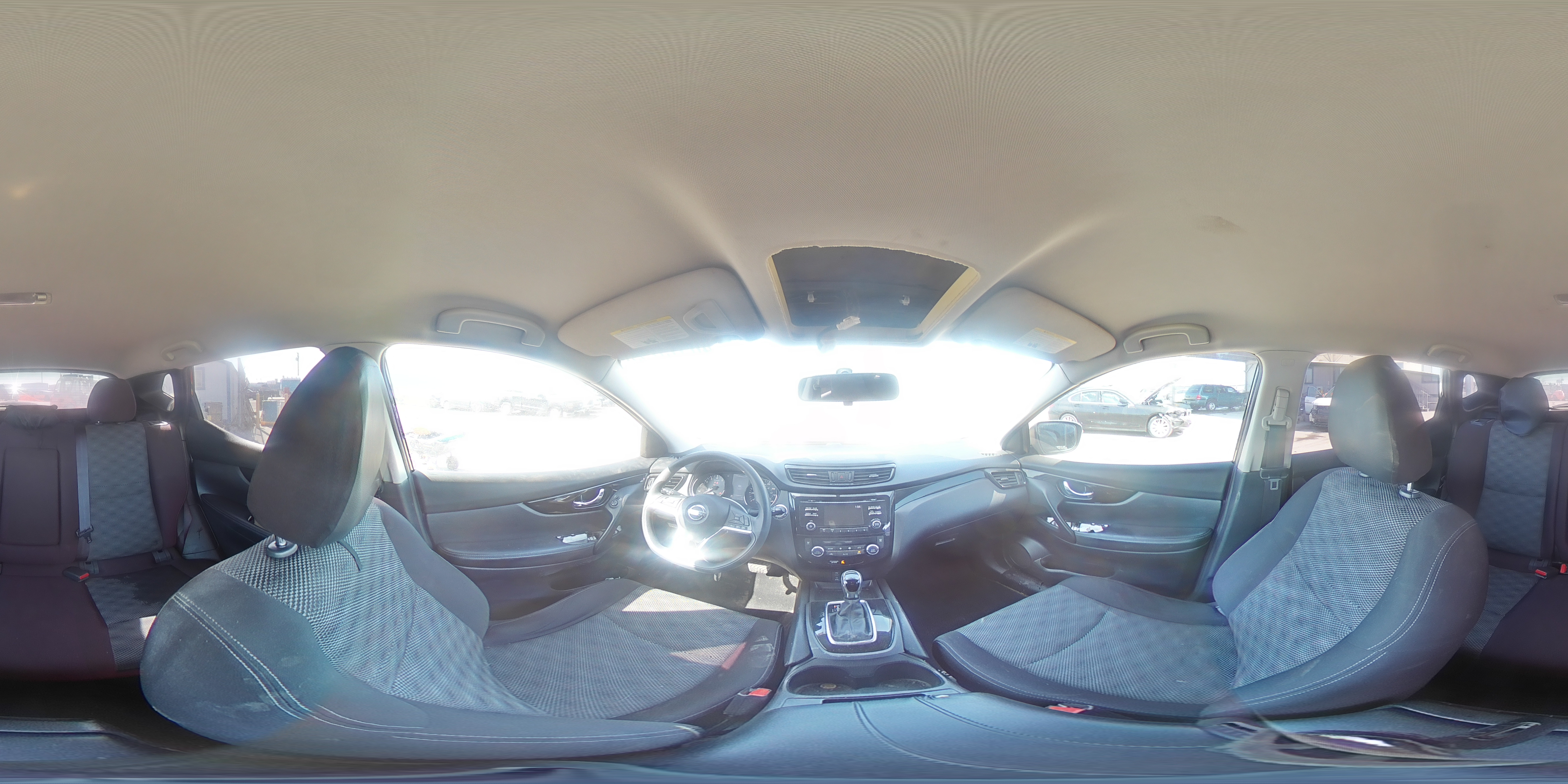 2017 Nissan Rogue - Image 13