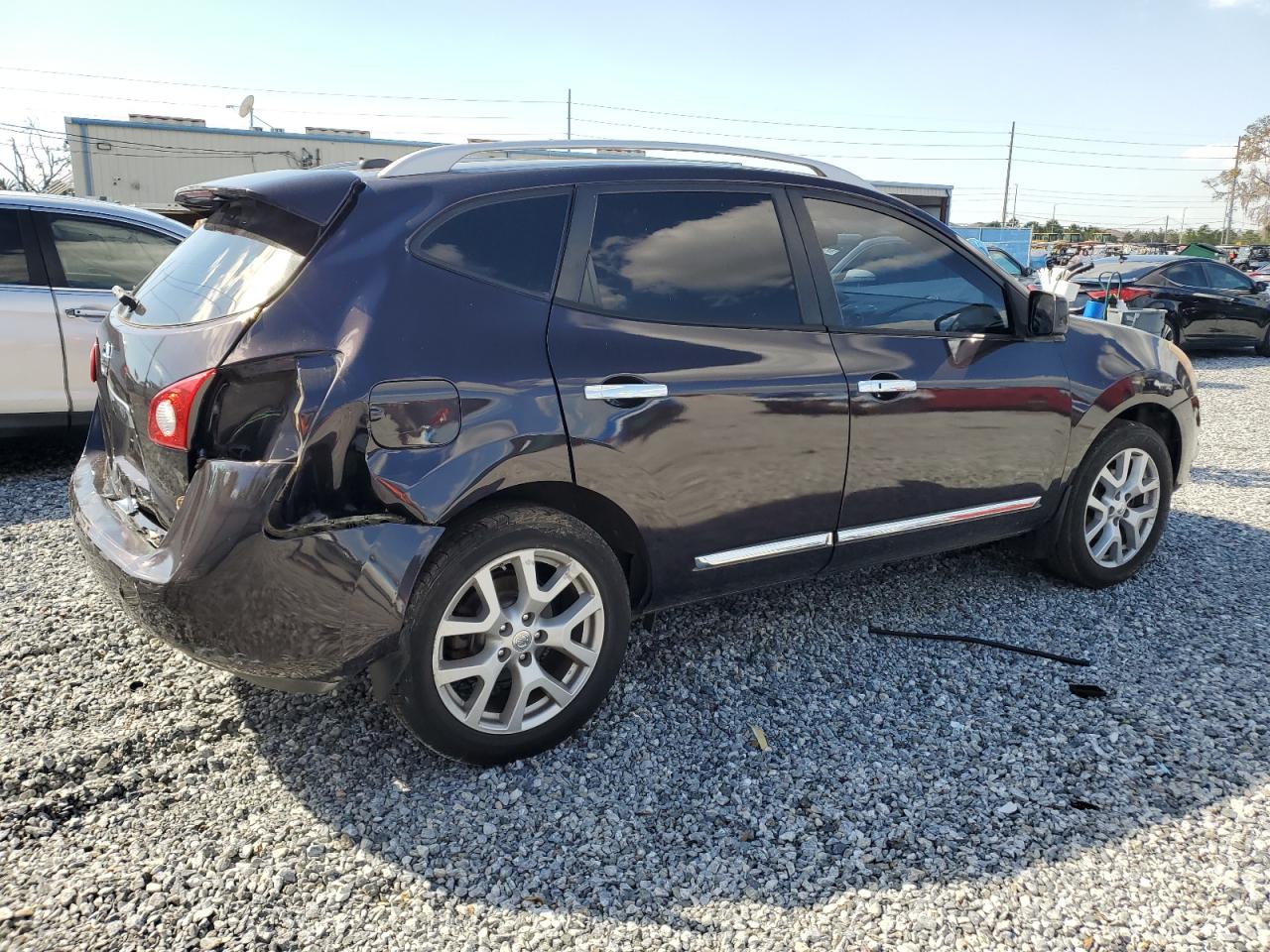 2011 Nissan Rogue - Image 3