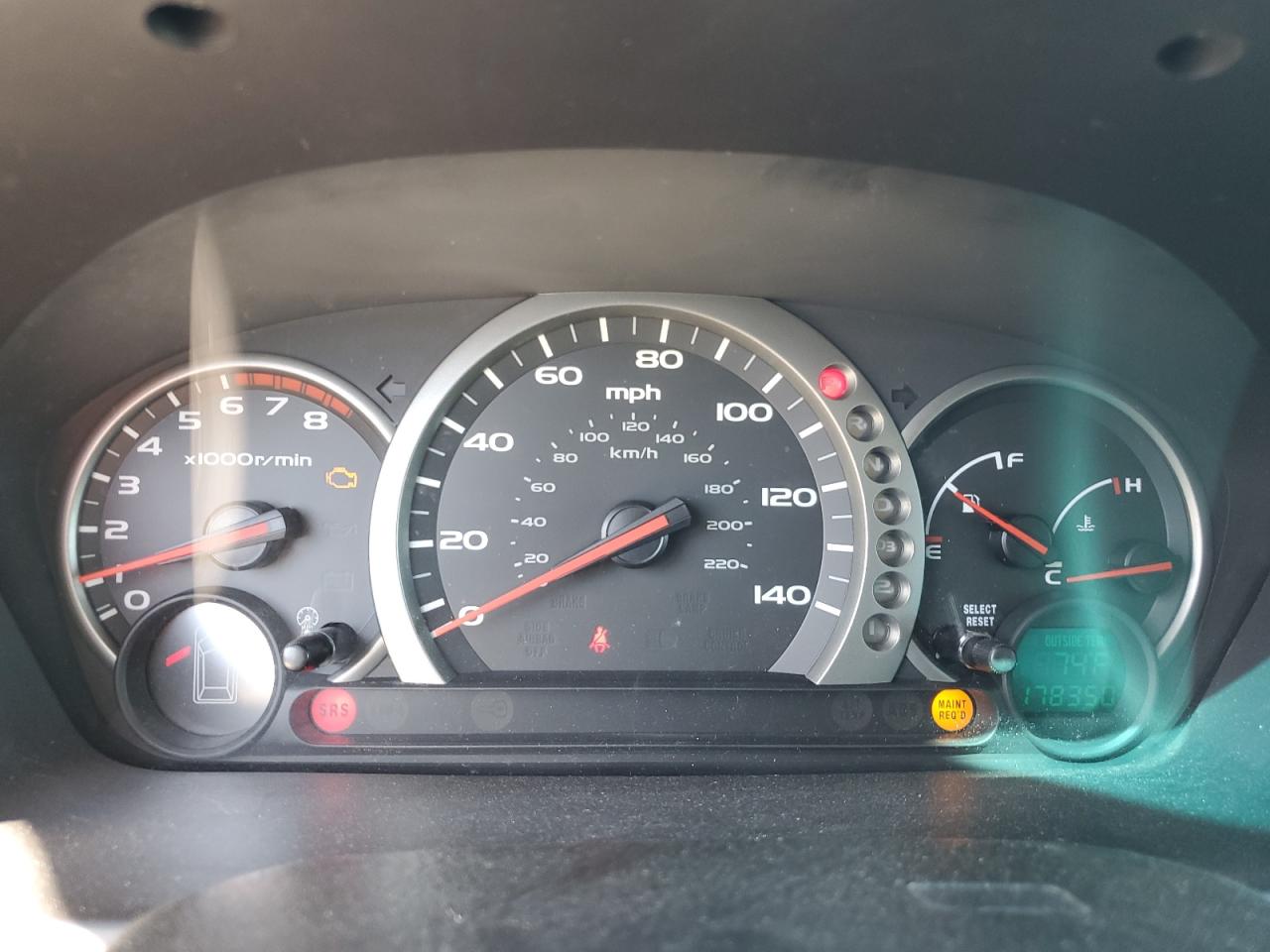 2003 Honda Pilot - Image 9