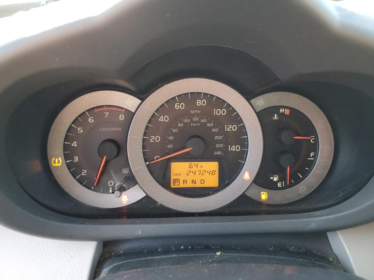 2010 Toyota RAV 4 - Image 9