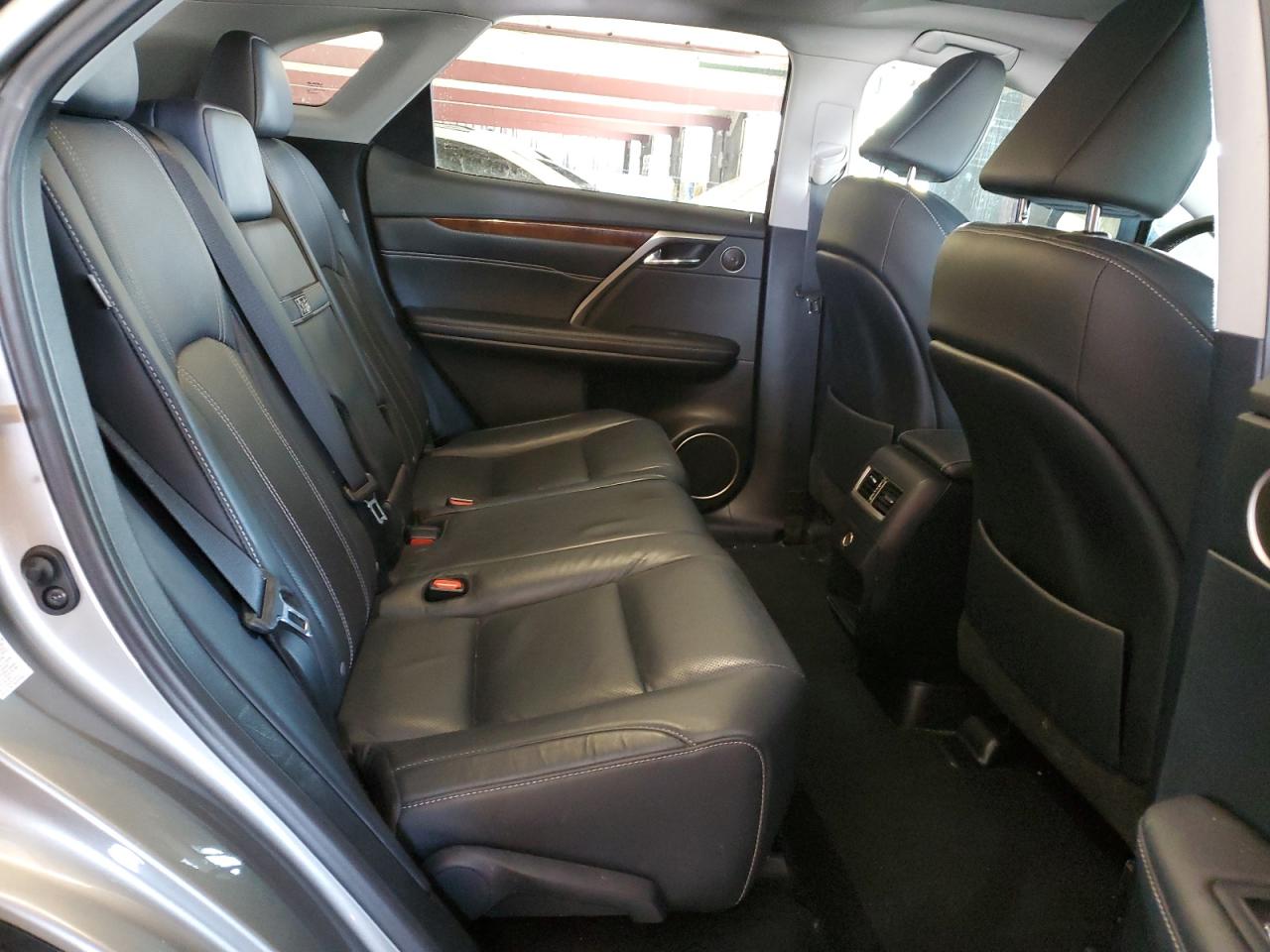 2017 Lexus RX - Image 11