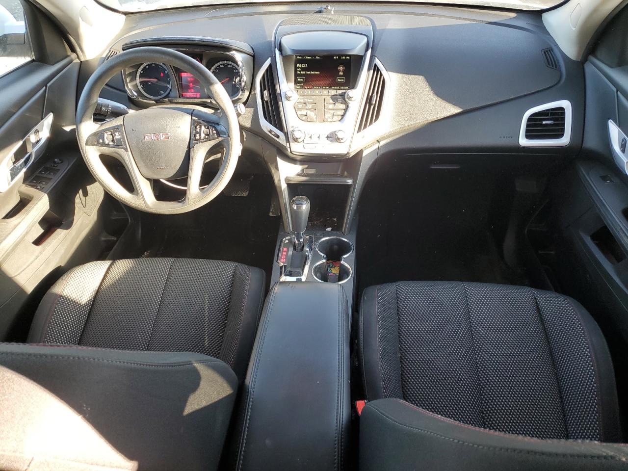 2016 GMC Terrain - Image 8