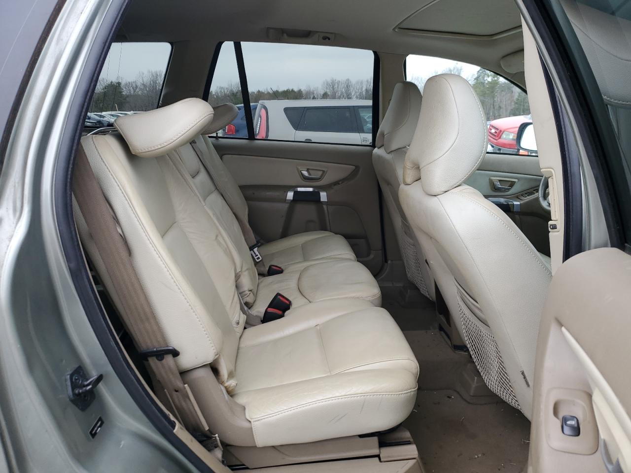 2007 Volvo XC90 - Image 11