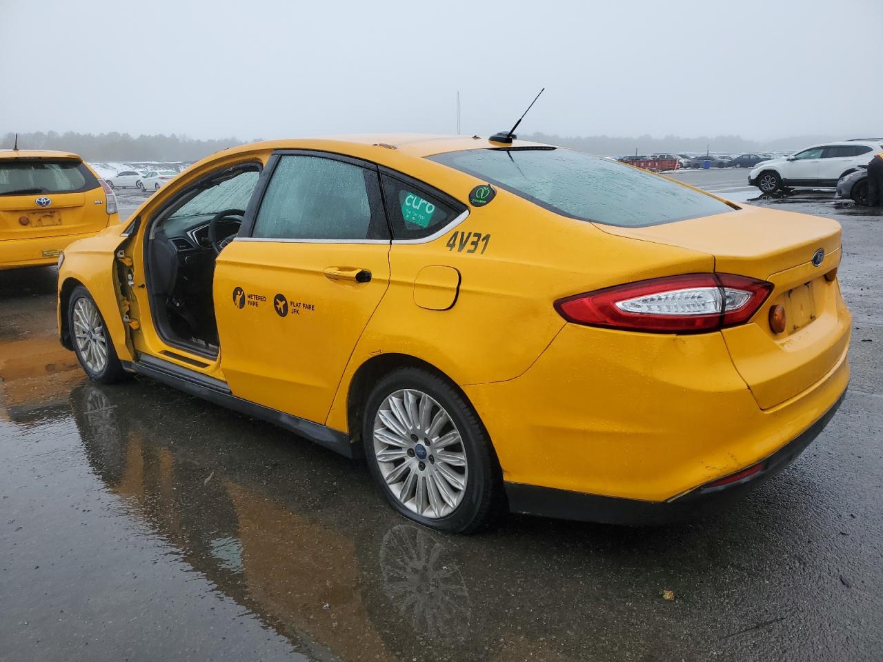 2015 Ford Fusion - Image 2