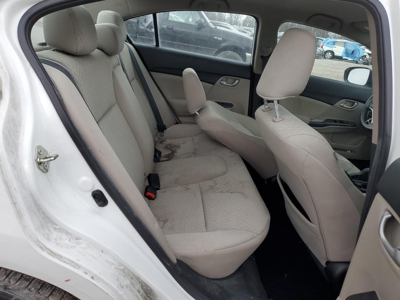 2015 Honda Civic - Image 10