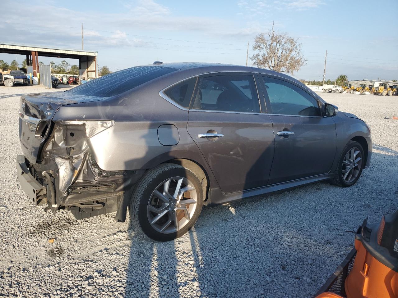 2015 Nissan Sentra - Image 3