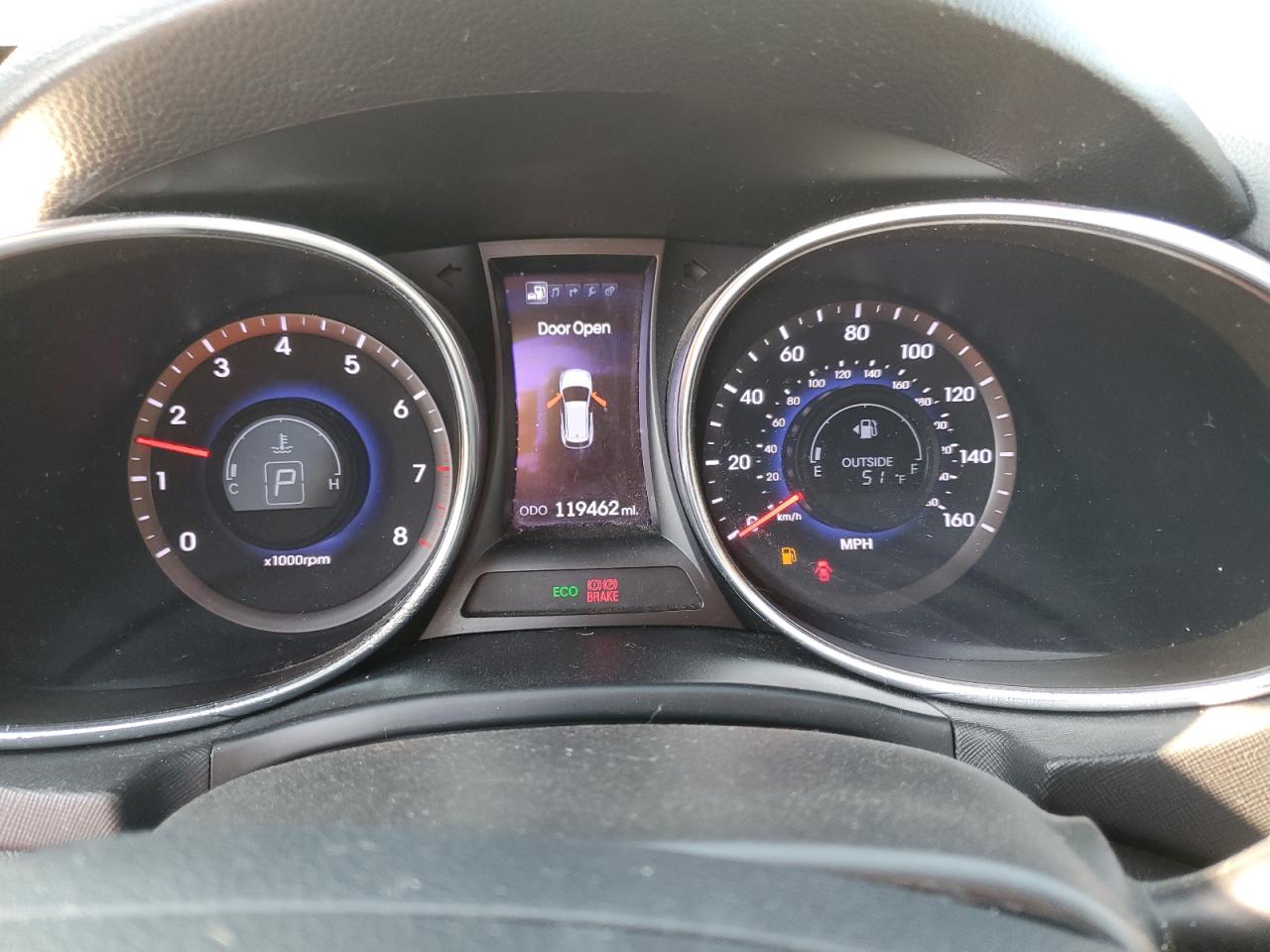 2013 Hyundai Santa Fe - Image 9