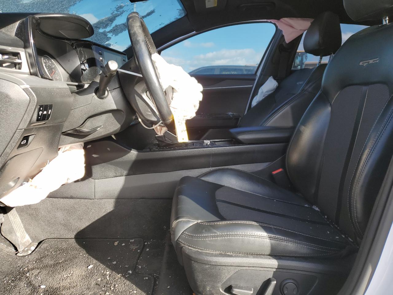 2021 Kia K5 - Image 7