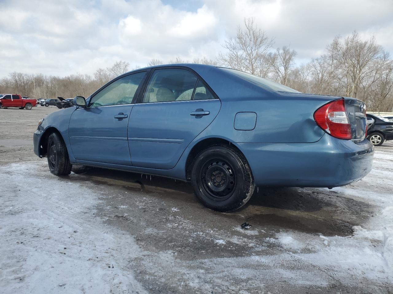 2002 Toyota Camry - Image 2