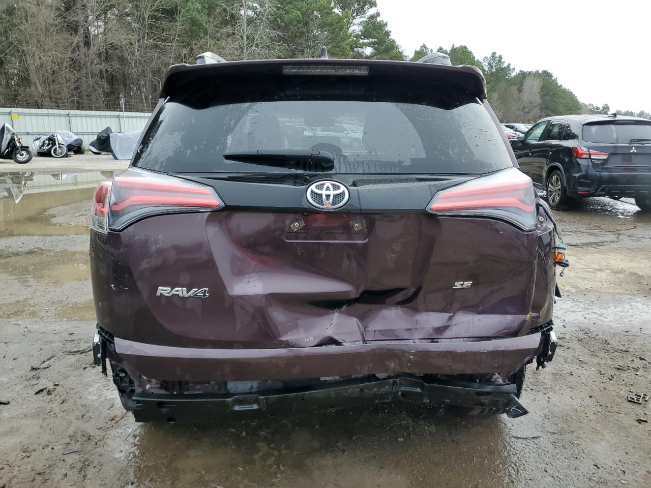 2018 Toyota RAV 4 - Image 6