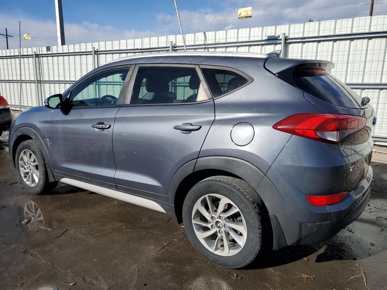 2018 Hyundai Tucson - Image 2