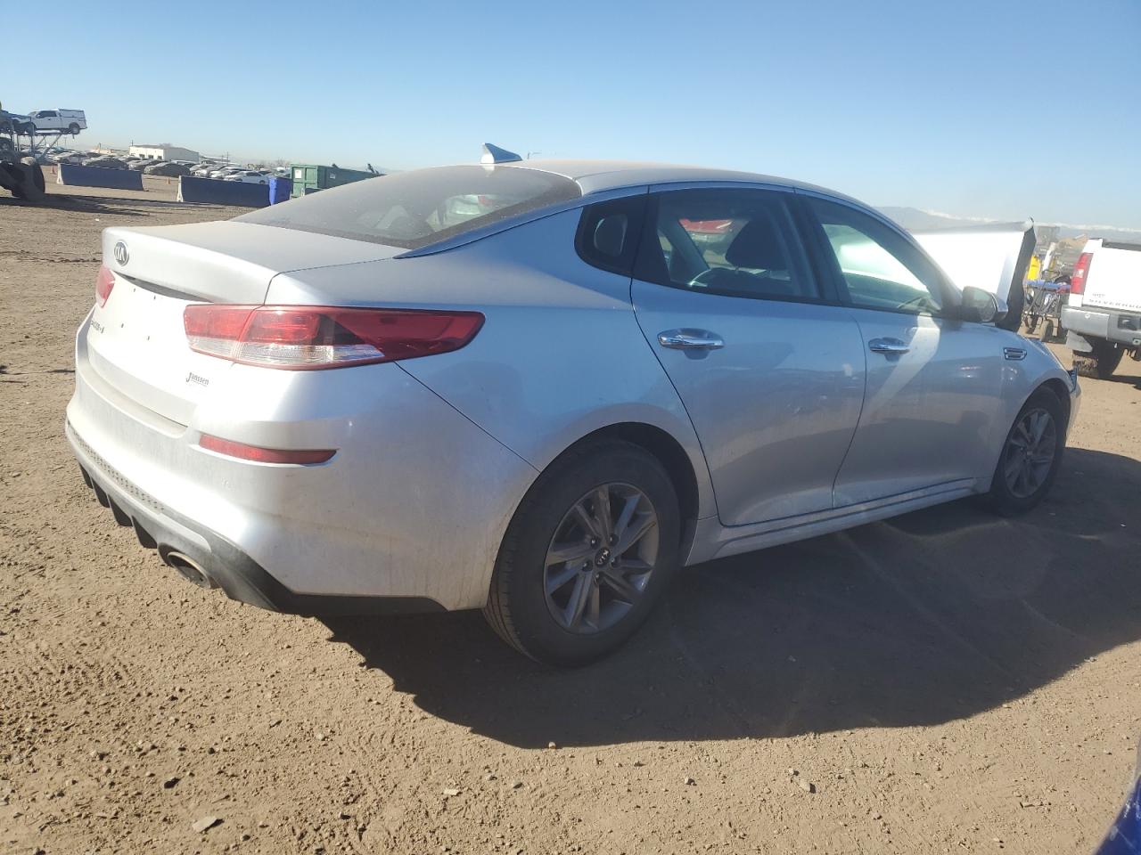 2020 Kia Optima - Image 3