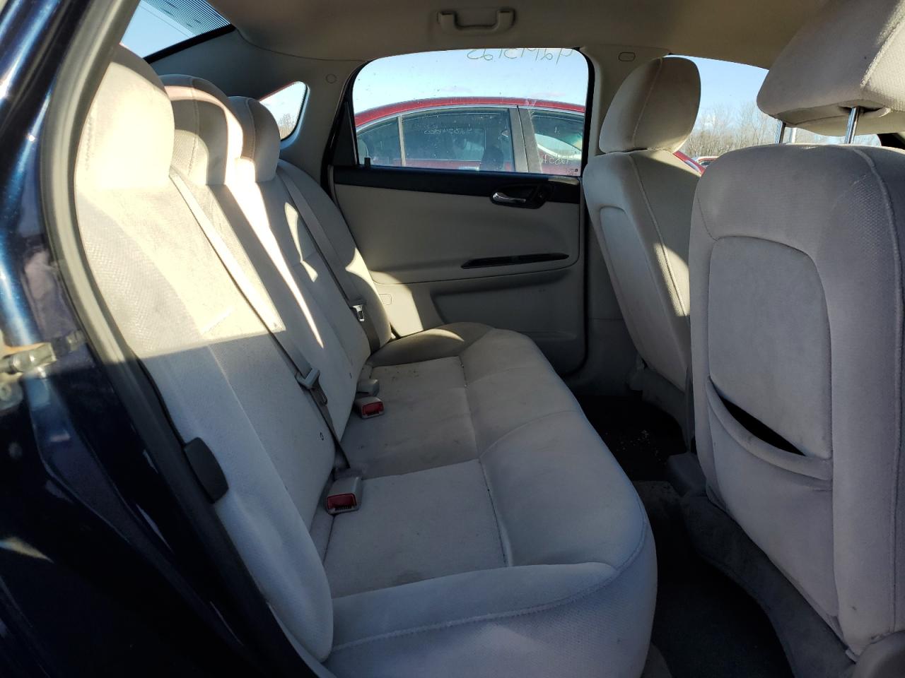2009 Chevrolet Impala - Image 10