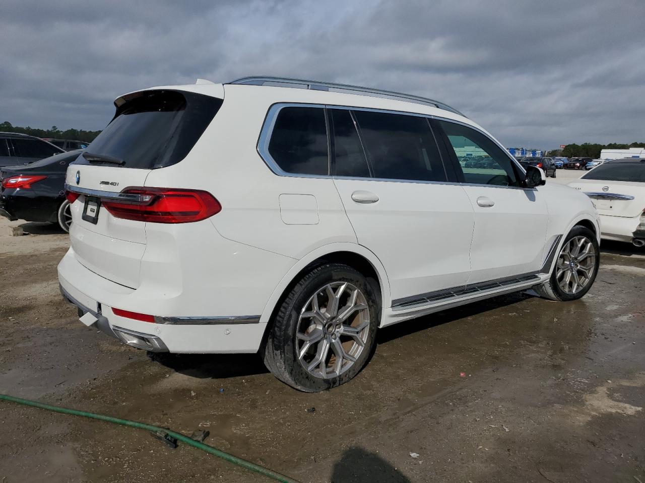 2020 BMW X7 - Image 3