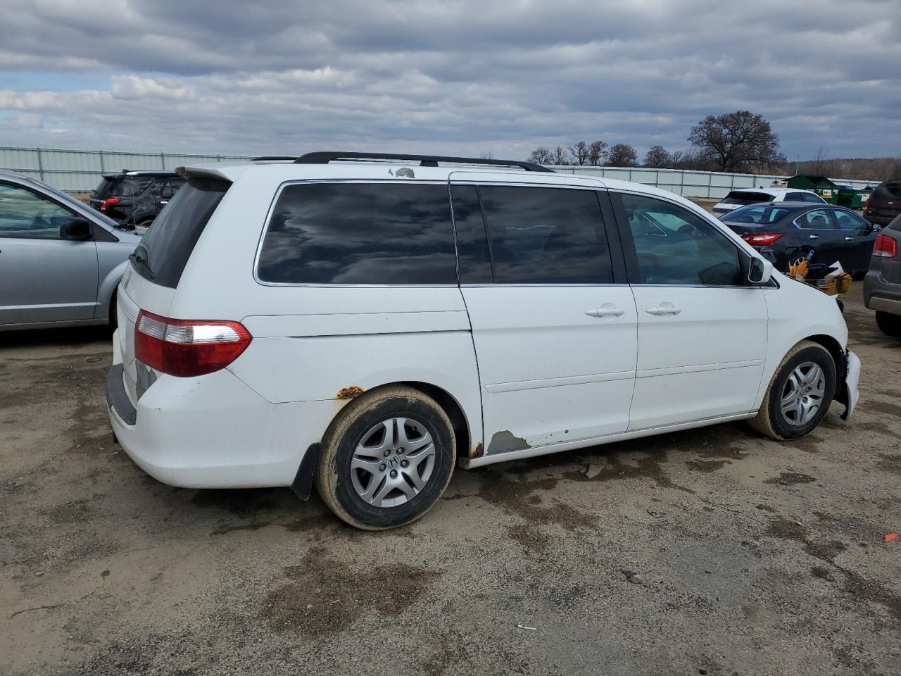 2007 Honda Odyssey - Image 3