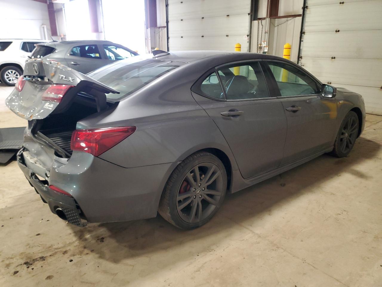 2018 Acura TLX - Image 3