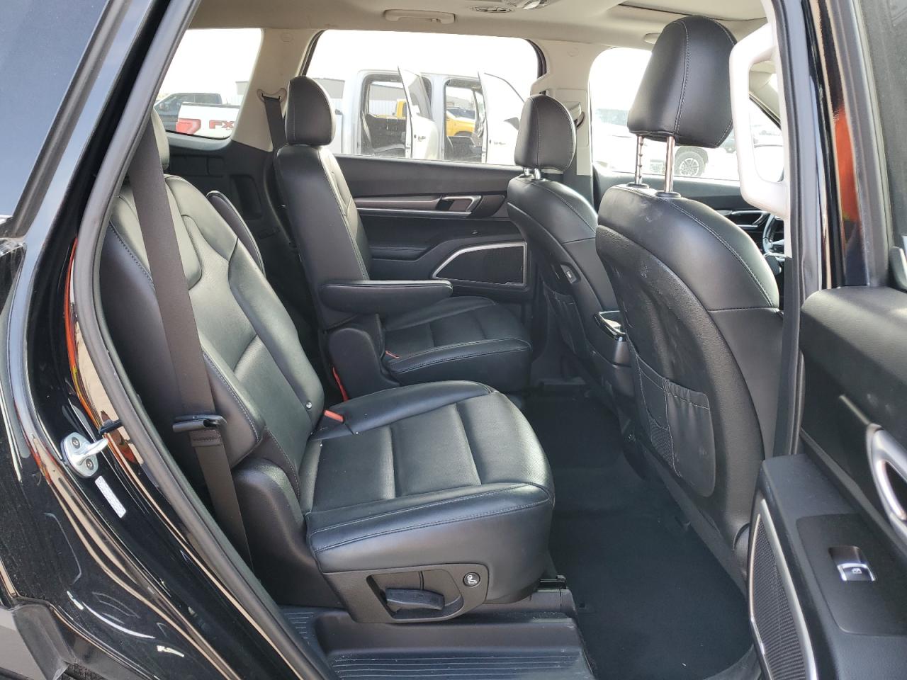 2020 Kia Telluride - Image 11