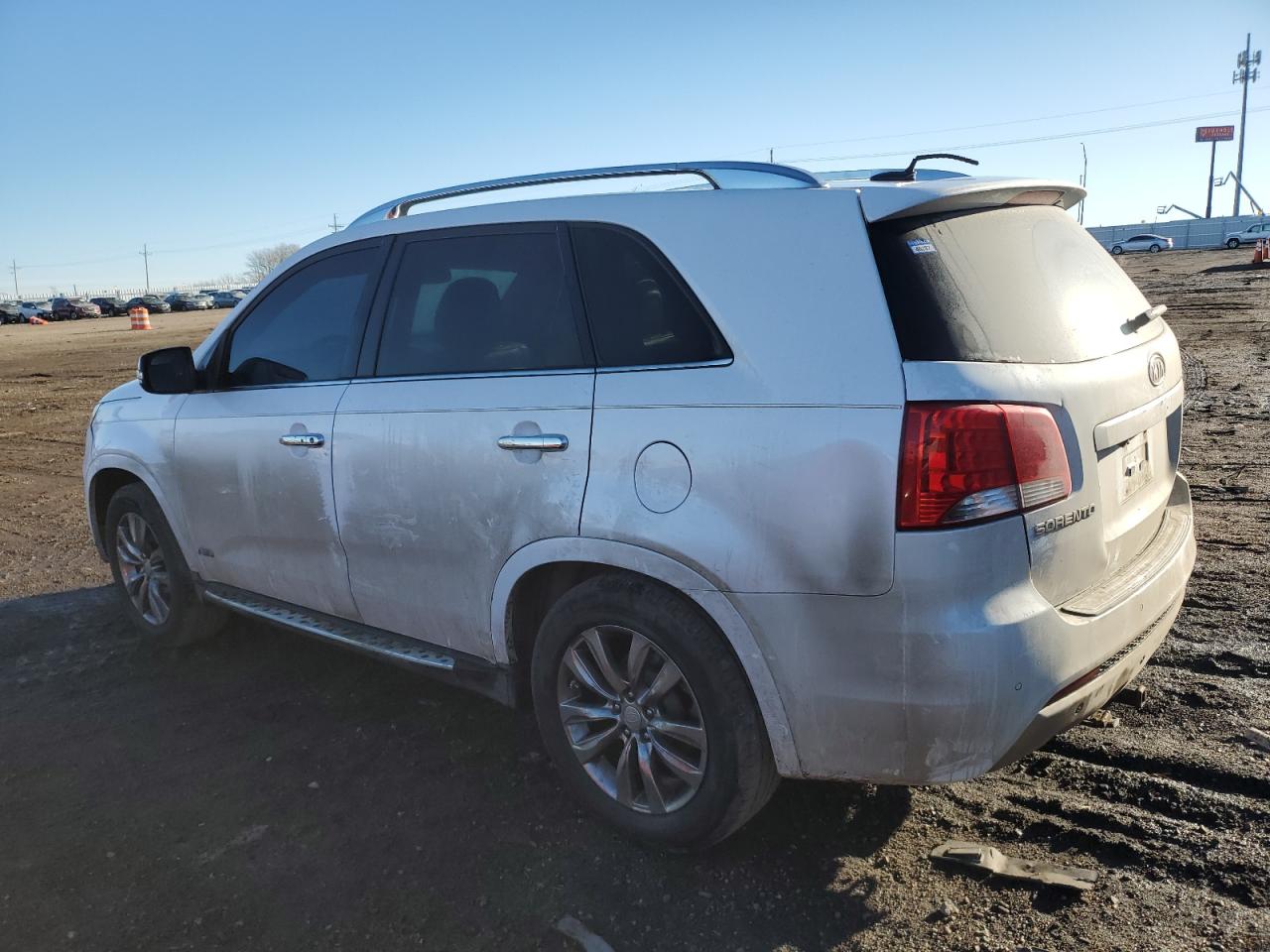 2013 Kia Sorento - Image 2