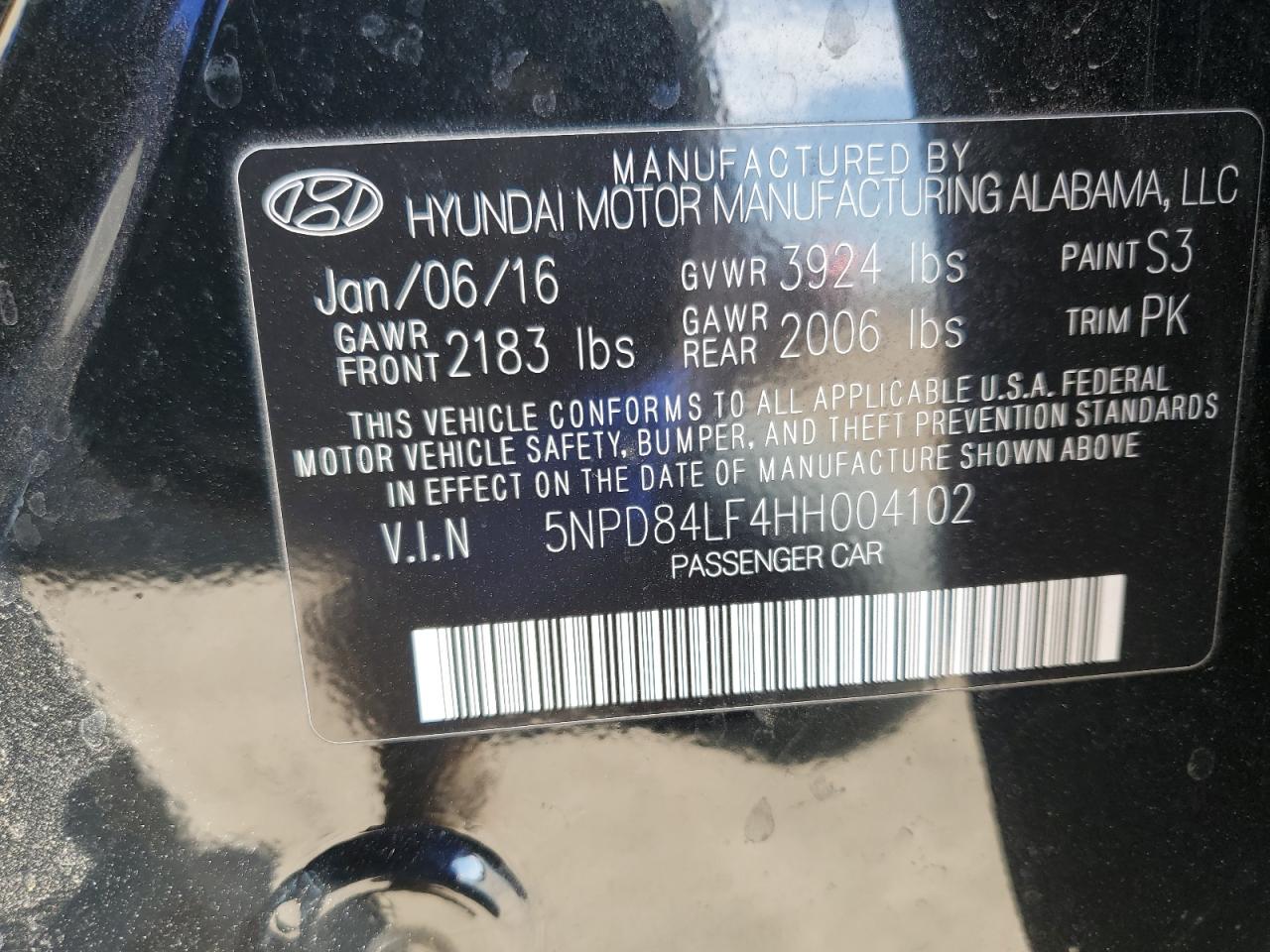 2017 Hyundai Elantra - Image 13