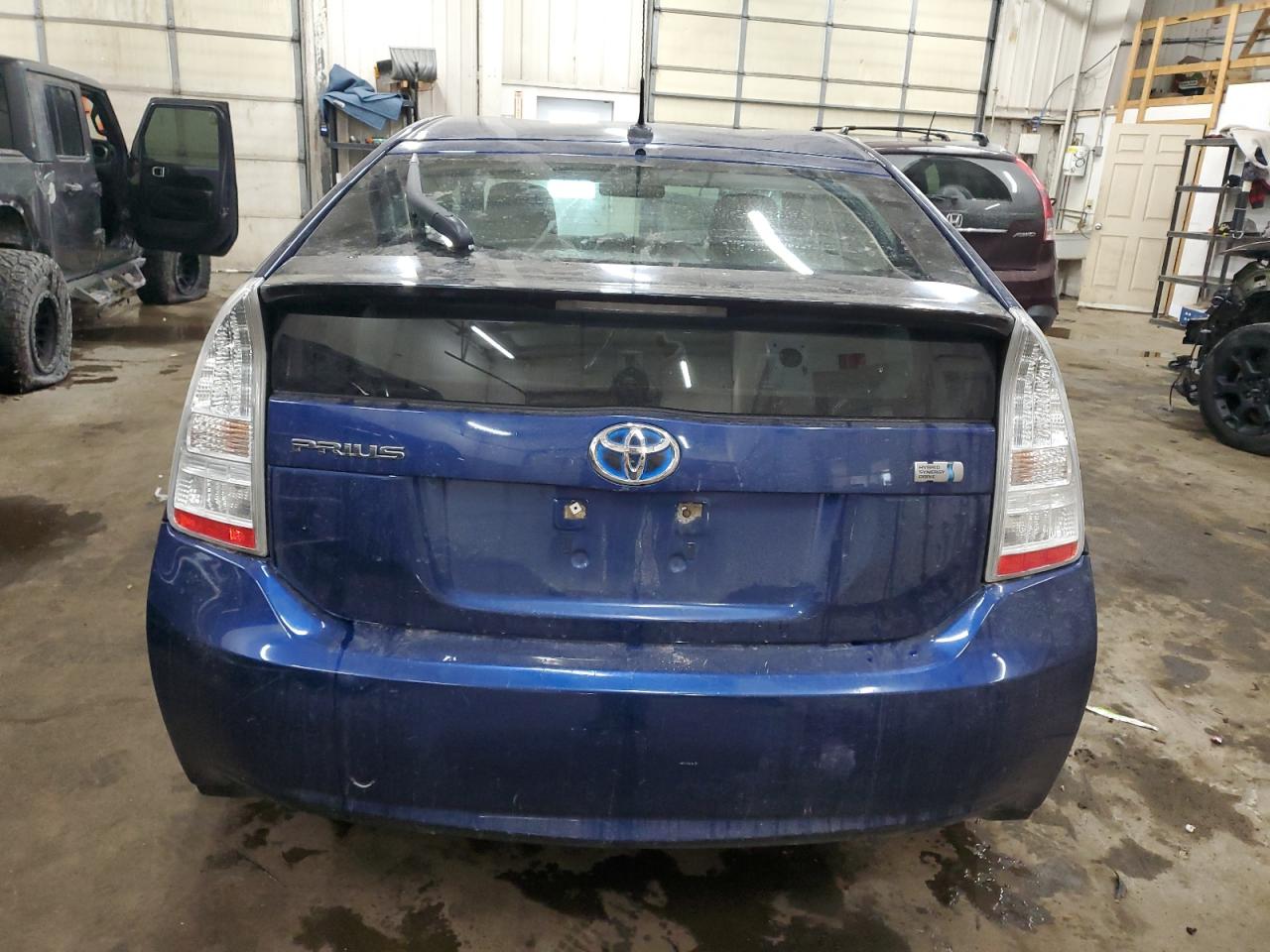 2010 Toyota Prius - Image 6