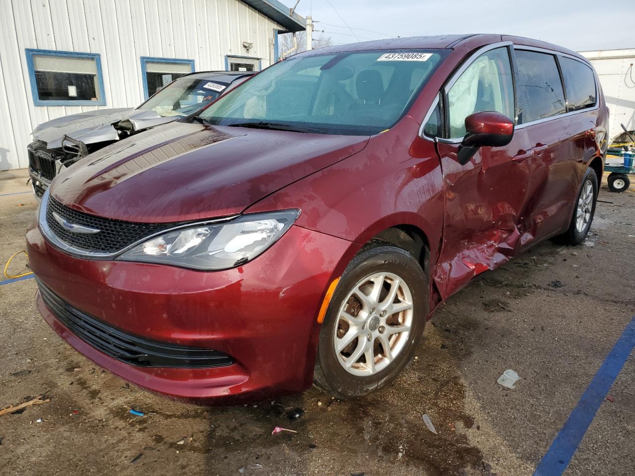 2017 Chrysler Pacifica - Image 1