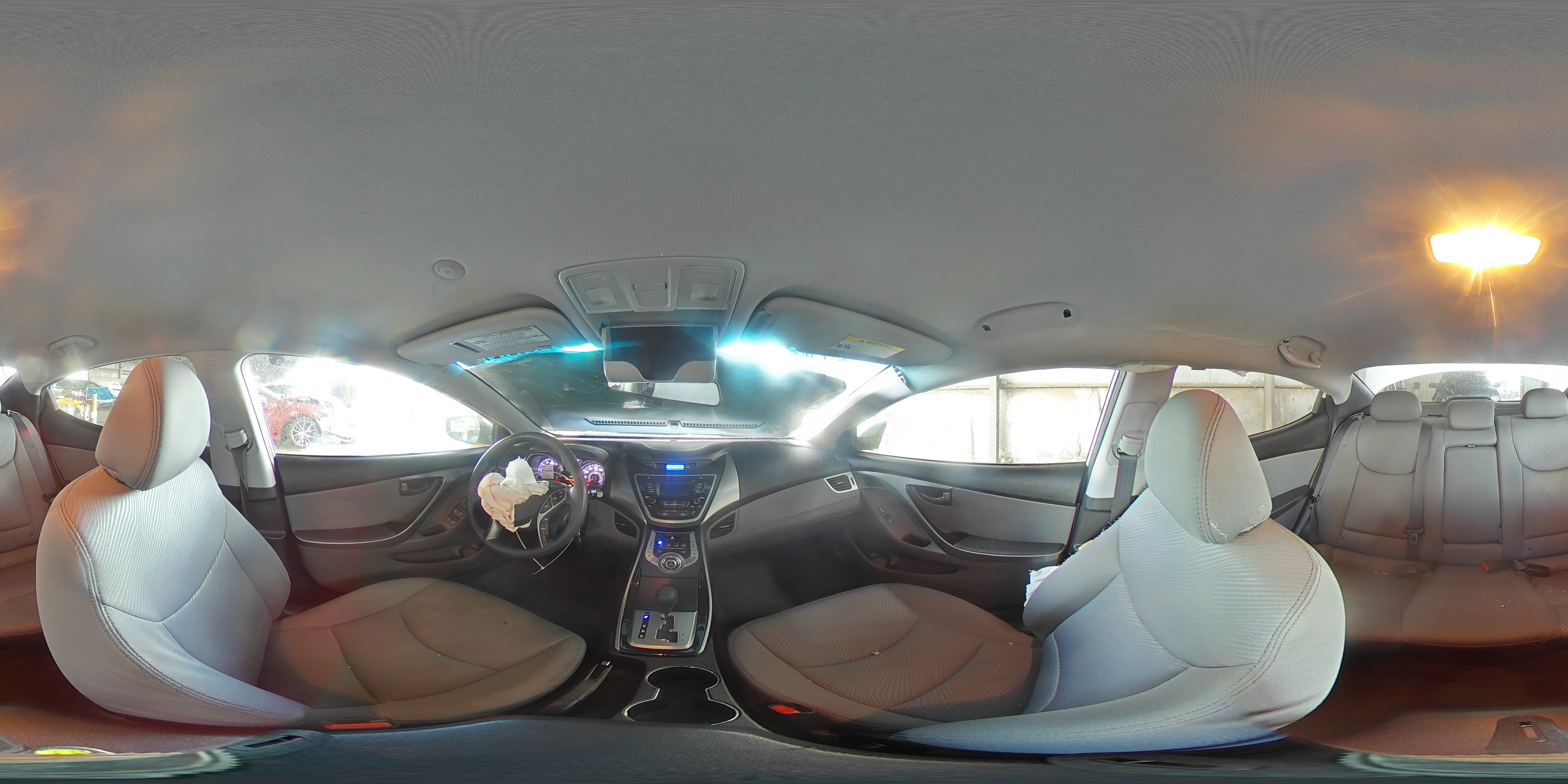 2013 Hyundai Elantra - Image 13