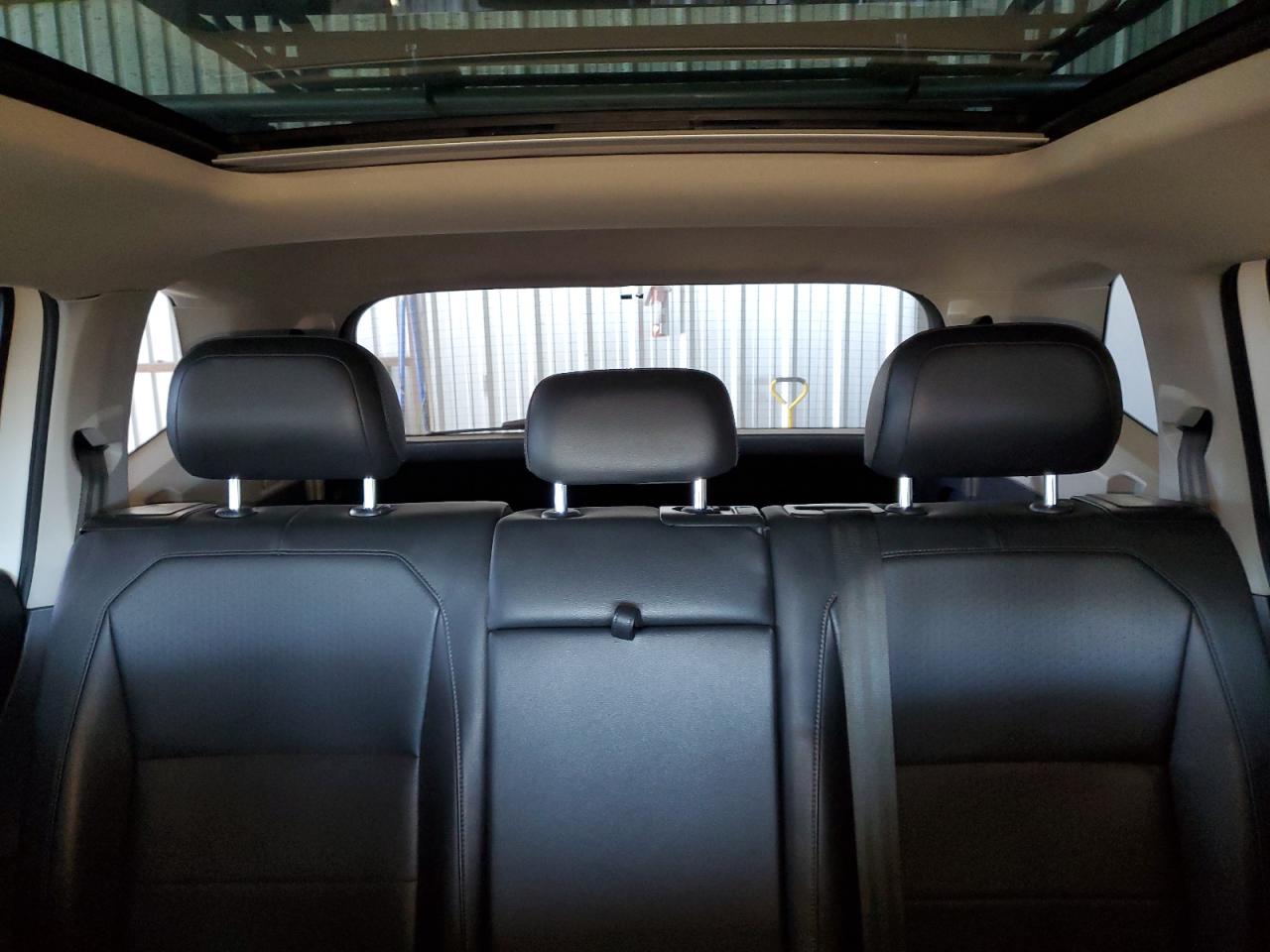 2019 Volkswagen Tiguan - Image 10