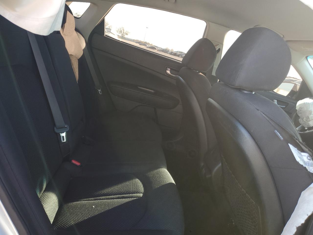 2019 Kia Optima - Image 10